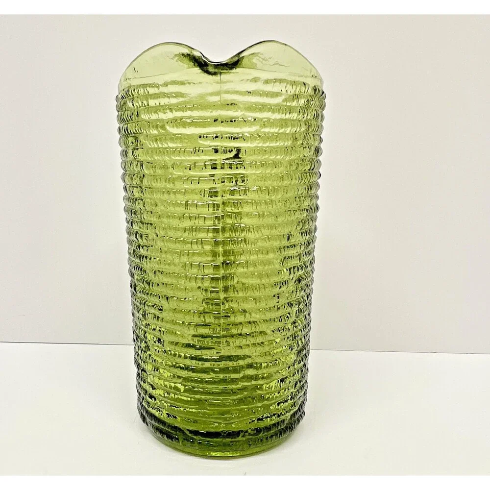 Vintage Anchor Hocking Soreno Avocado 6.5
